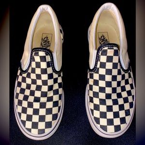 Good condition Vans Slip On Checkerboard Skate Shoe-Big Kid Black / White size 3